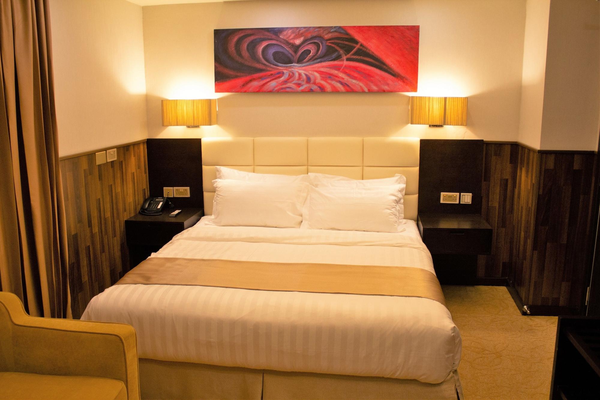 The Secure Inn Hotel Mascate Extérieur photo