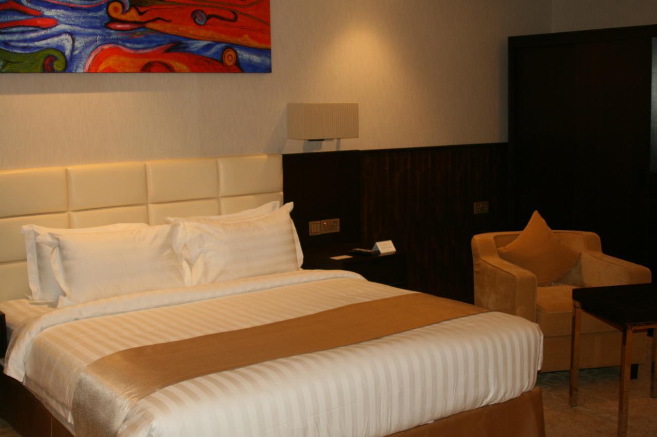 The Secure Inn Hotel Mascate Extérieur photo