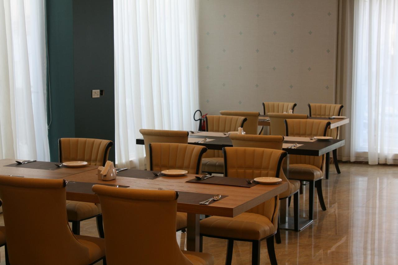 The Secure Inn Hotel Mascate Extérieur photo