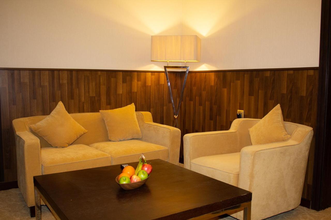 The Secure Inn Hotel Mascate Extérieur photo