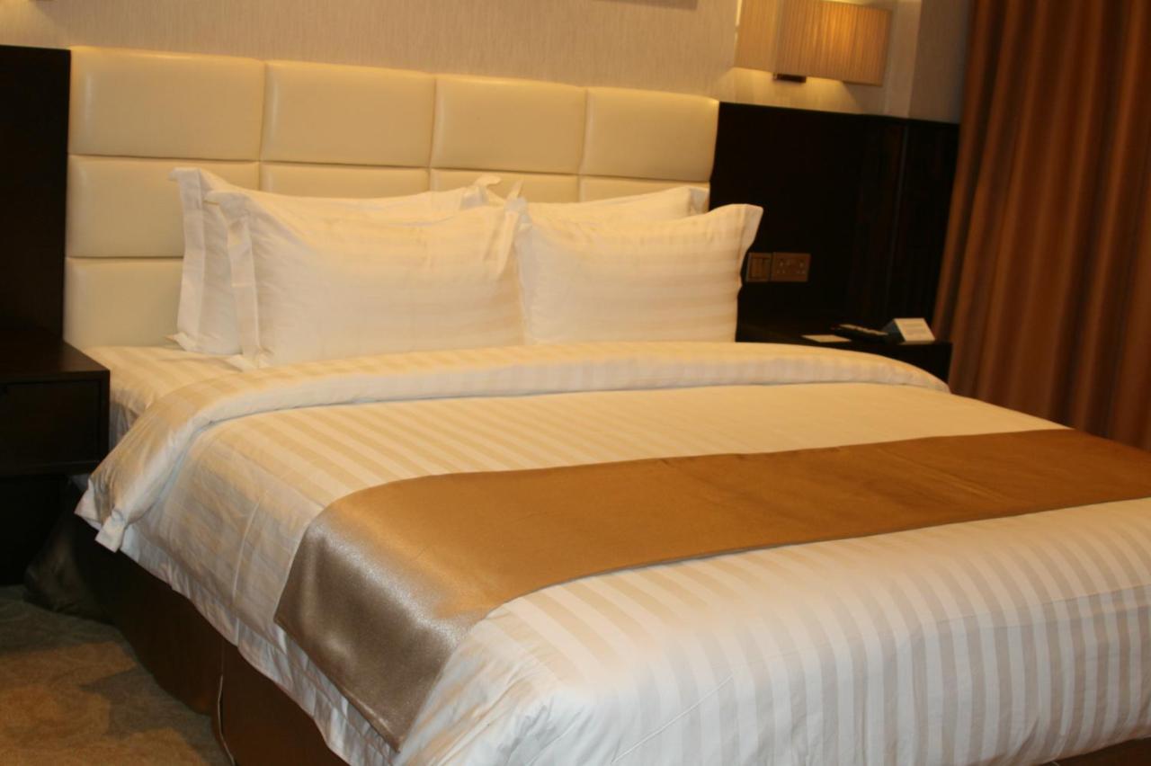 The Secure Inn Hotel Mascate Extérieur photo